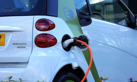 Alemanha oferece subsídio para compra de carro elétrico