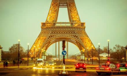 Paris limita circulação de carros mais velhos para combater poluição