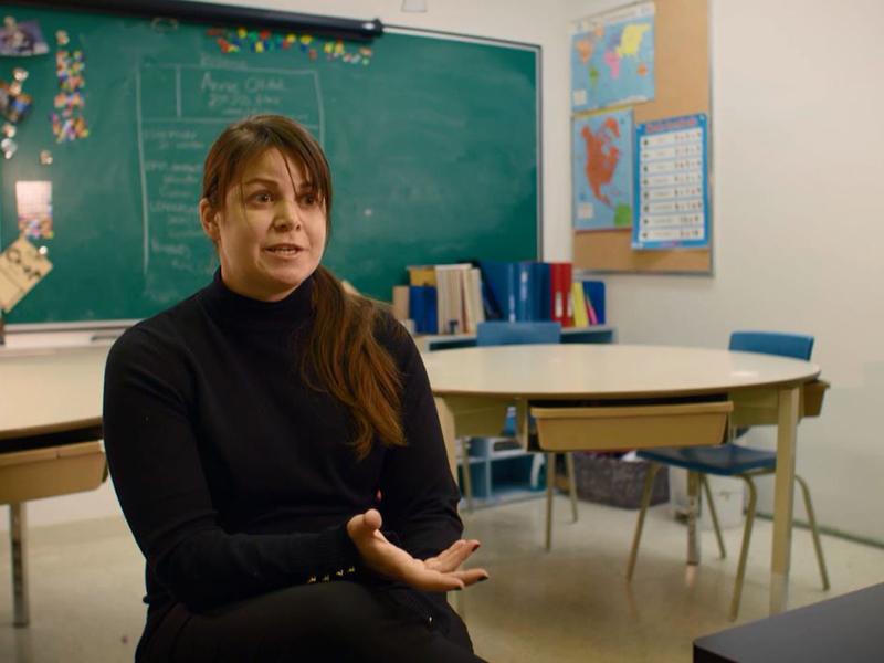 Professora canadense dá exemplo ao transformar comunidade indígena