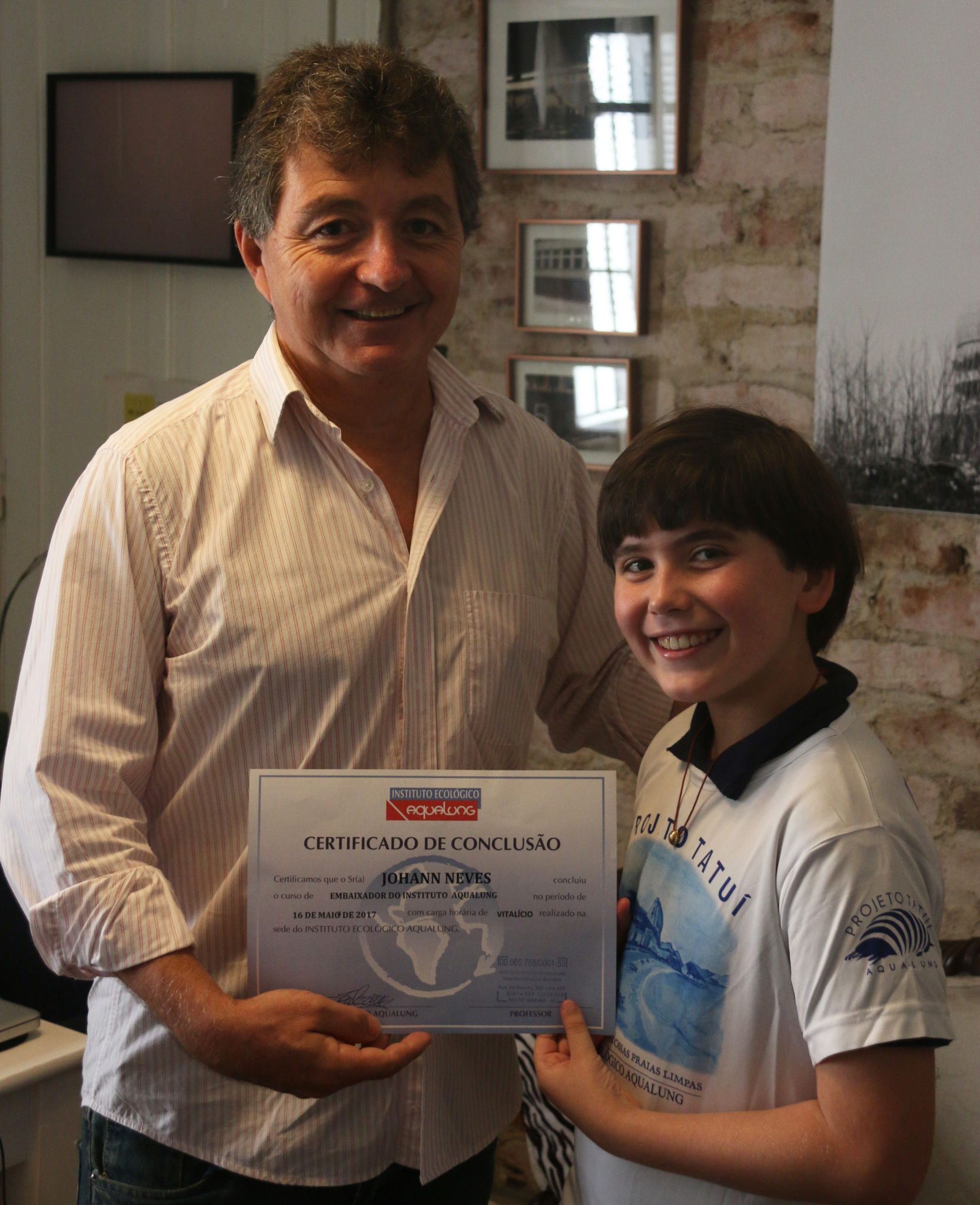 Garoto de 11 anos recebe título de embaixador ambiental