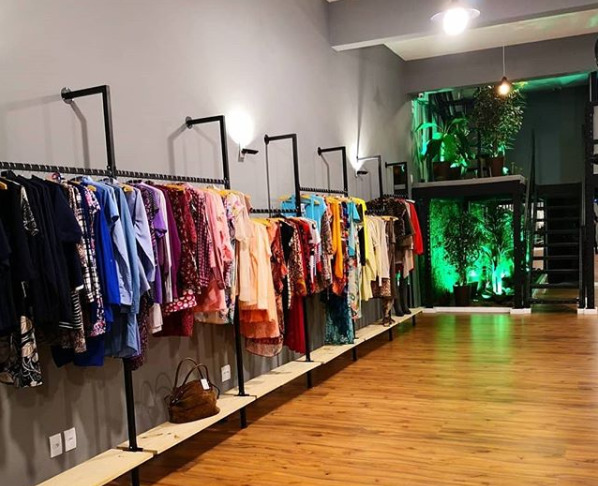 São Paulo ganha primeira loja para troca de roupas - Muda Tudo