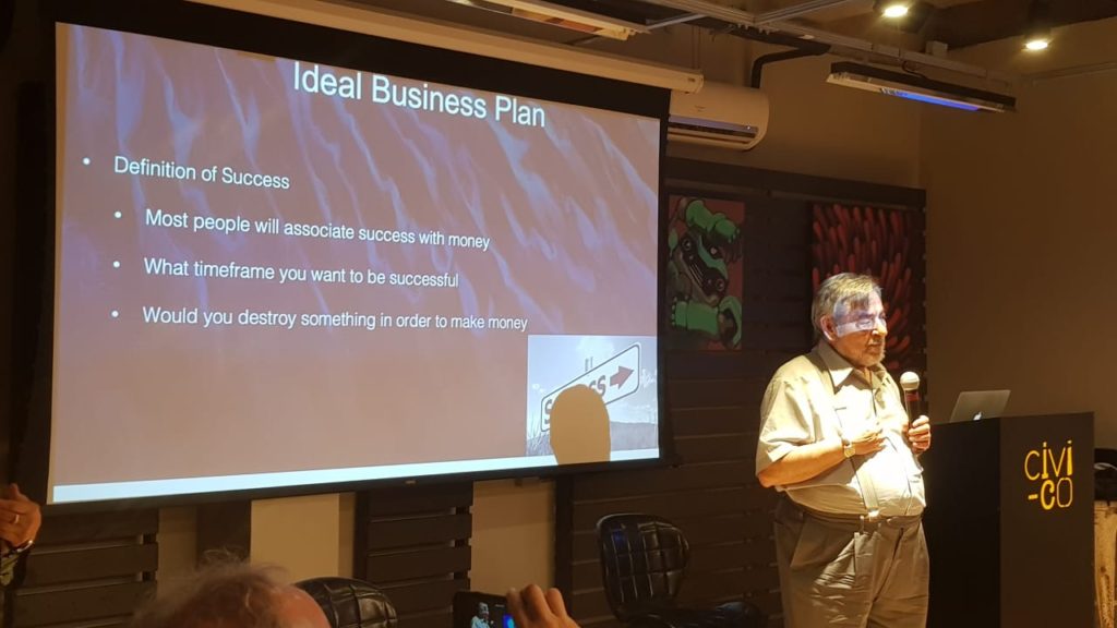 O empresário George Koukis fala sobre o plano de negócios ideal 